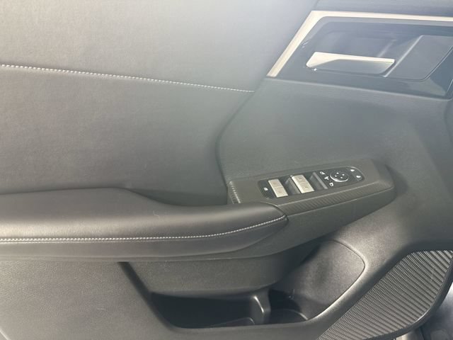 Used 2024 Mitsubishi Outlander SE AWD/4WD image 19
