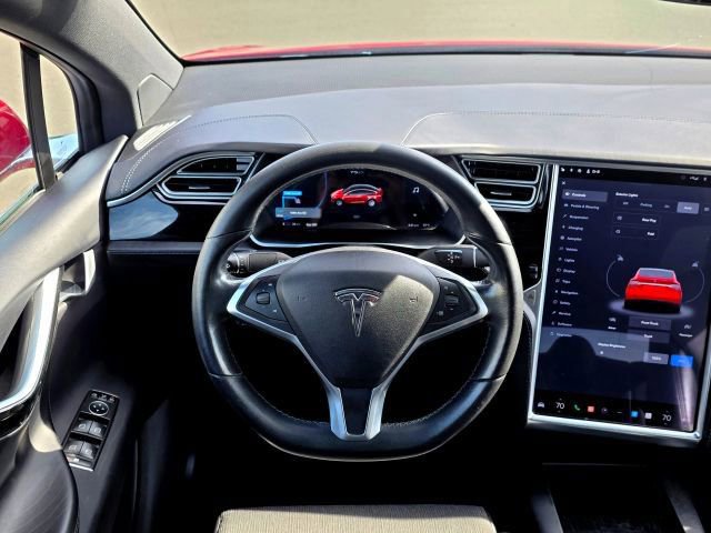 Used 2017 Tesla Model X 75D AWD/4WD image 12