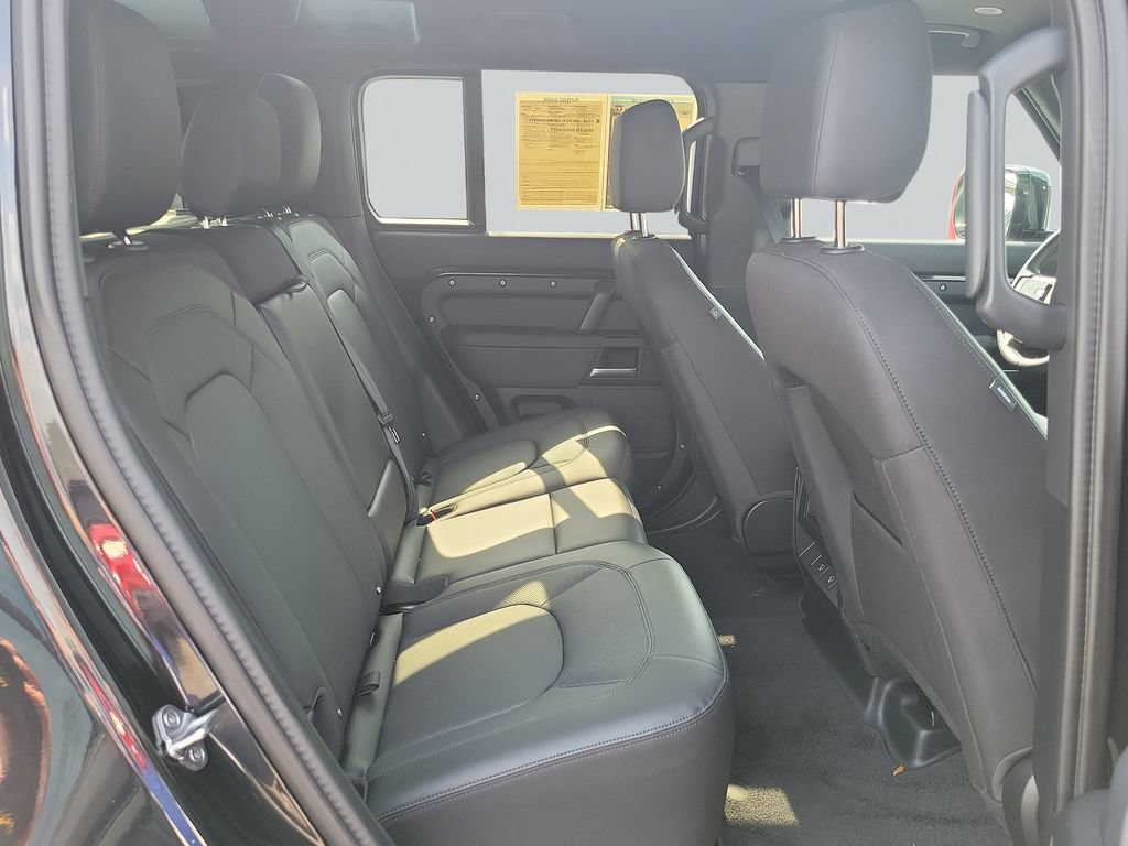 Used 2025 Land Rover Defender 110 S AWD/4WD image 35