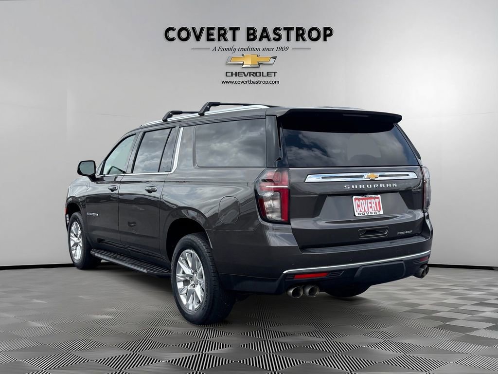 Used 2021 Chevrolet Suburban Premier w/ Premium Package AWD/4WD image 3