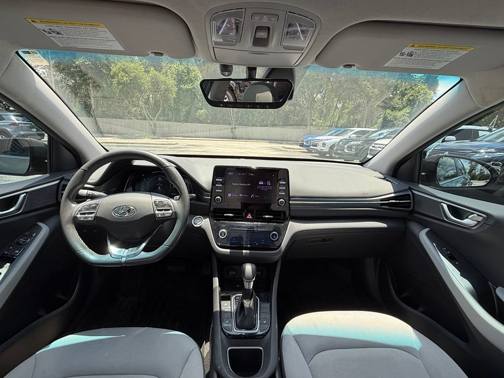 Used 2022 Hyundai Ioniq SEL FWD image 22