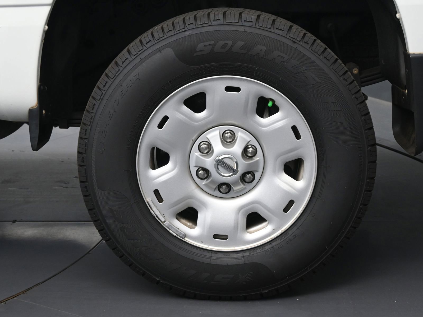 Used 2022 Nissan Titan S image 21