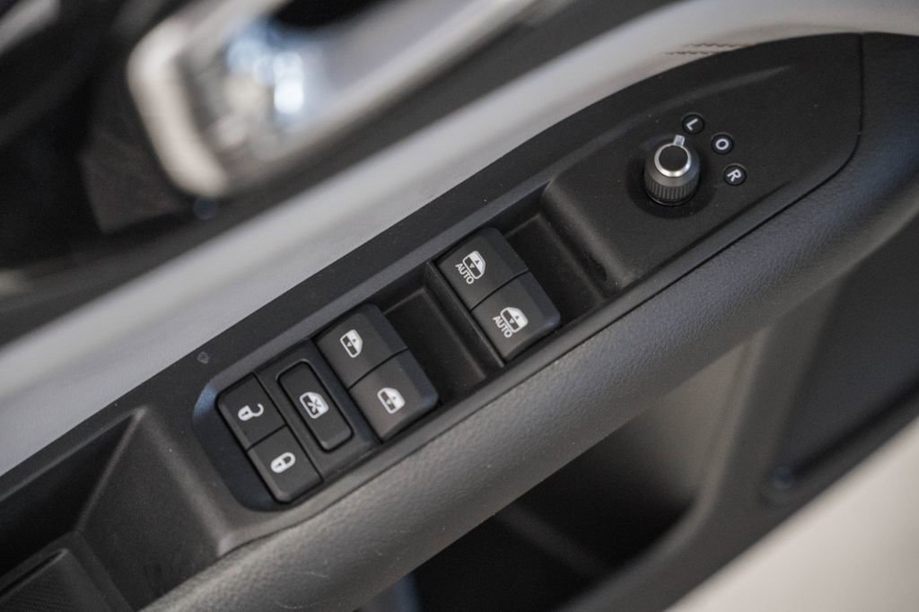 Used 2022 Jeep Compass Limited image 45