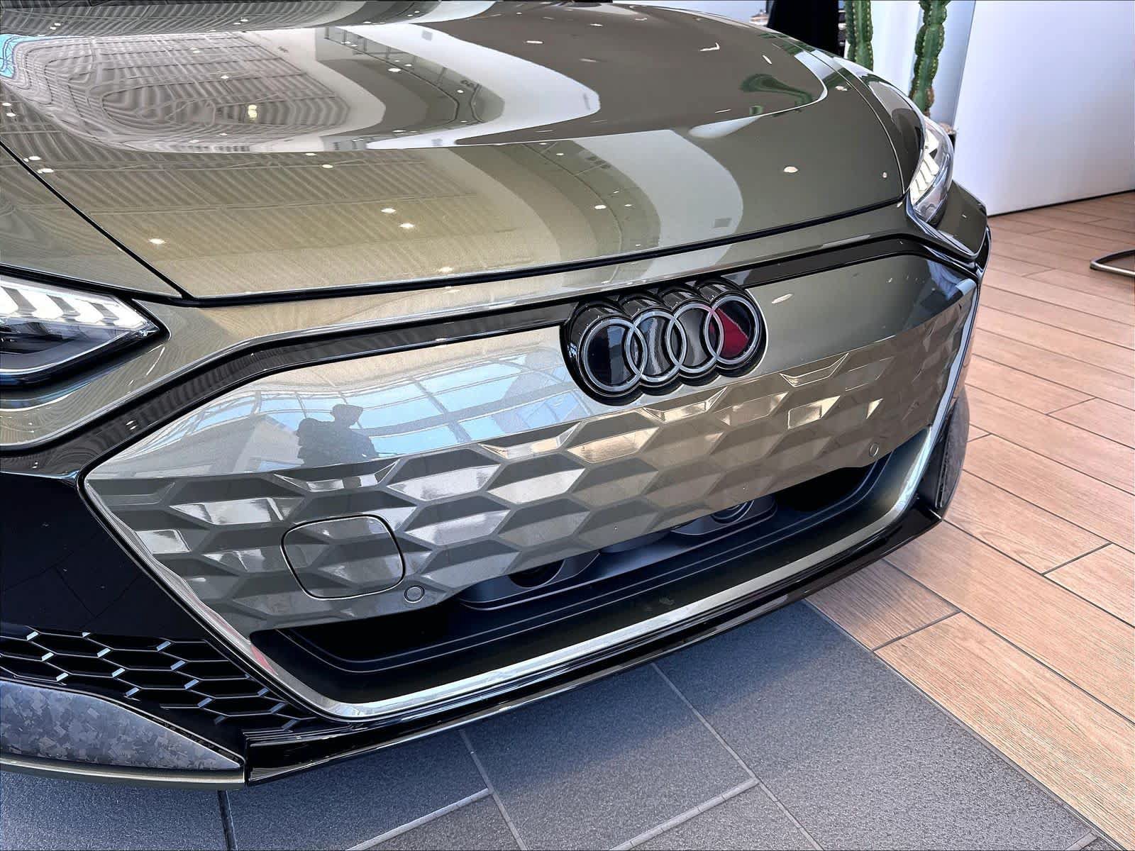 Used 2025 Audi RS e-tron GT performance w/ Dynamic Plus Package AWD/4WD image 31
