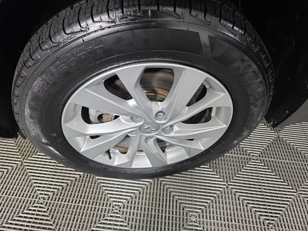 Used 2019 Hyundai Tucson Value AWD/4WD image 10