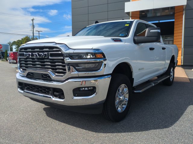 Used 2026 RAM 2500 Big Horn AWD/4WD image 8