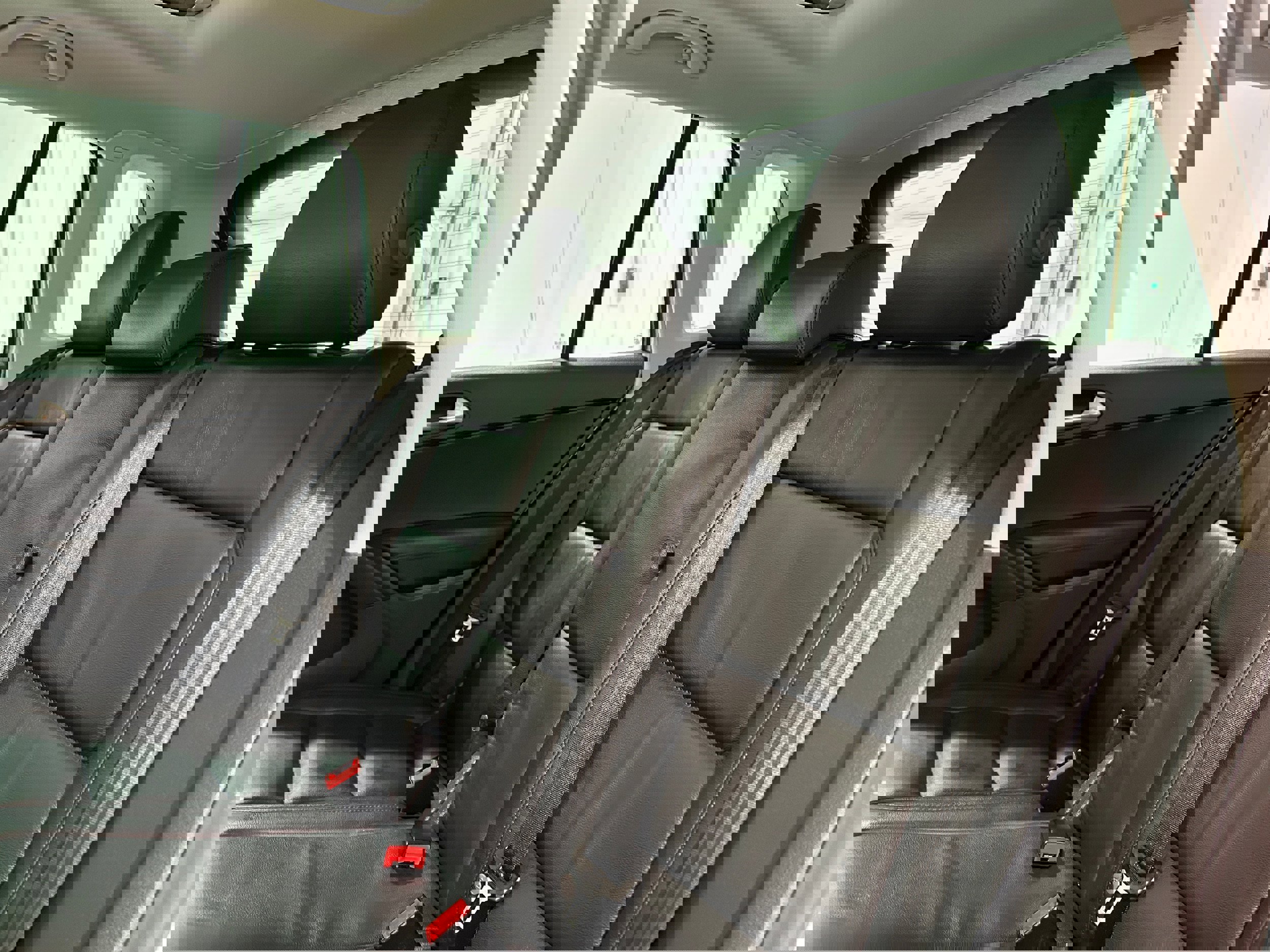 Used 2017 Volkswagen Tiguan Sport image 27