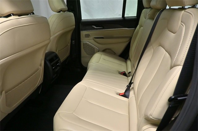 Used 2023 Jeep Grand Cherokee 4WD 4xe image 13