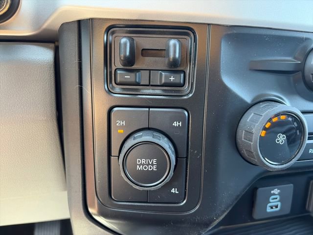 New 2026 Ford F550 4x4 Crew Cab image 20