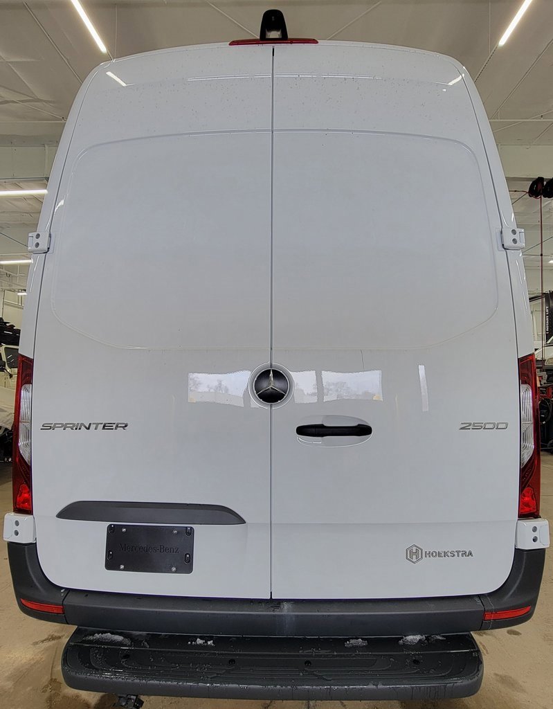 New 2025 Mercedes-Benz Sprinter 2500 image 8