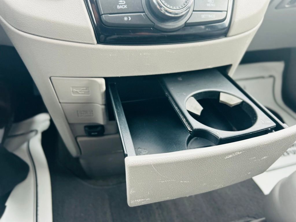 Used 2015 Honda Odyssey EX-L image 38
