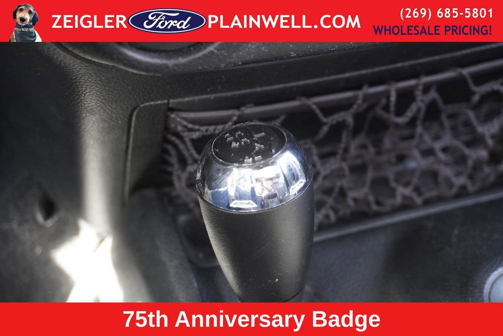 Used 2016 Jeep Wrangler Unlimited Sahara AWD/4WD image 19