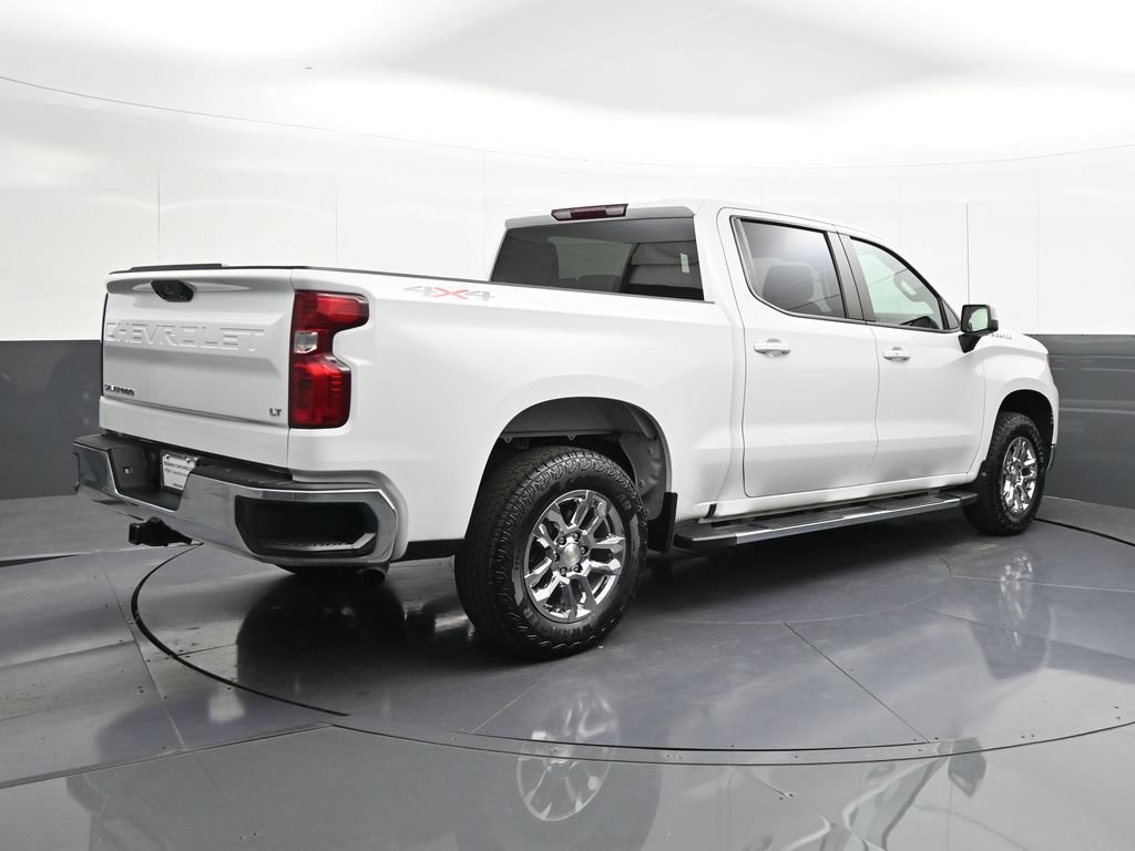 Used 2022 Chevrolet Silverado 1500 LT AWD/4WD image 5