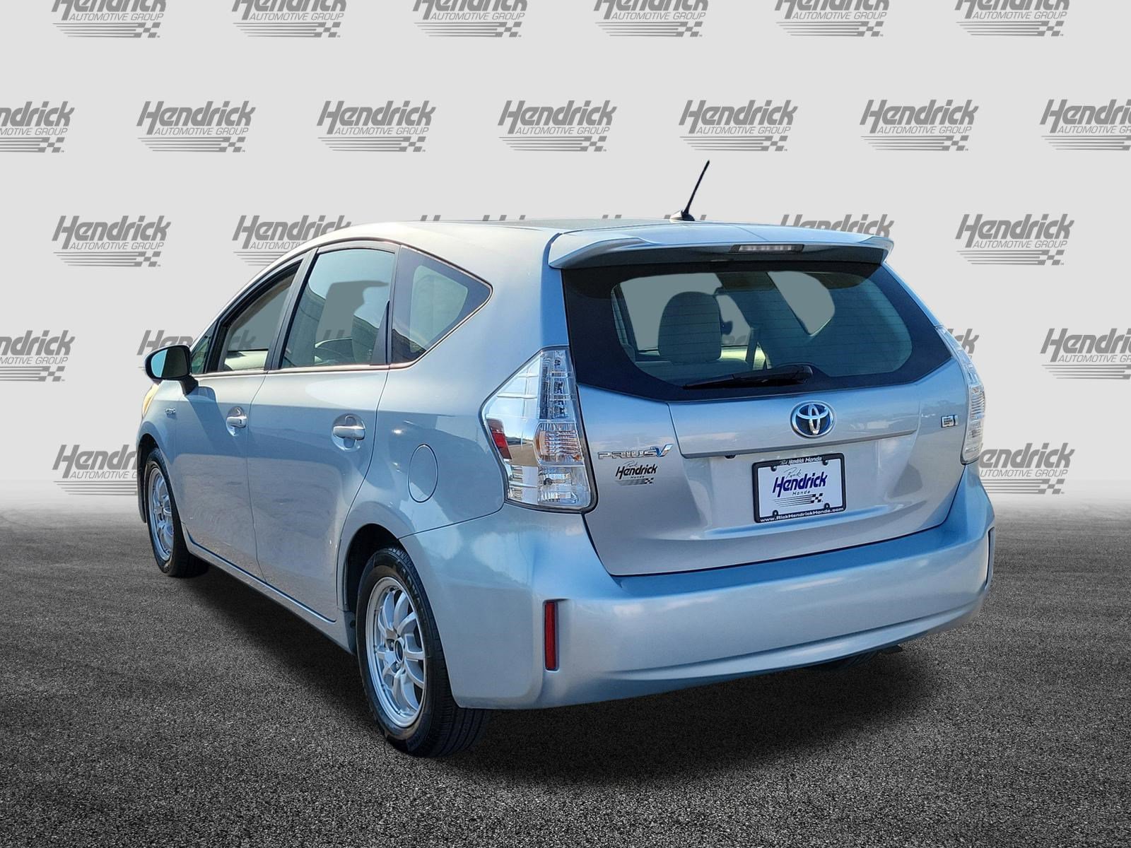 Used 2013 Toyota Prius V Two FWD image 5