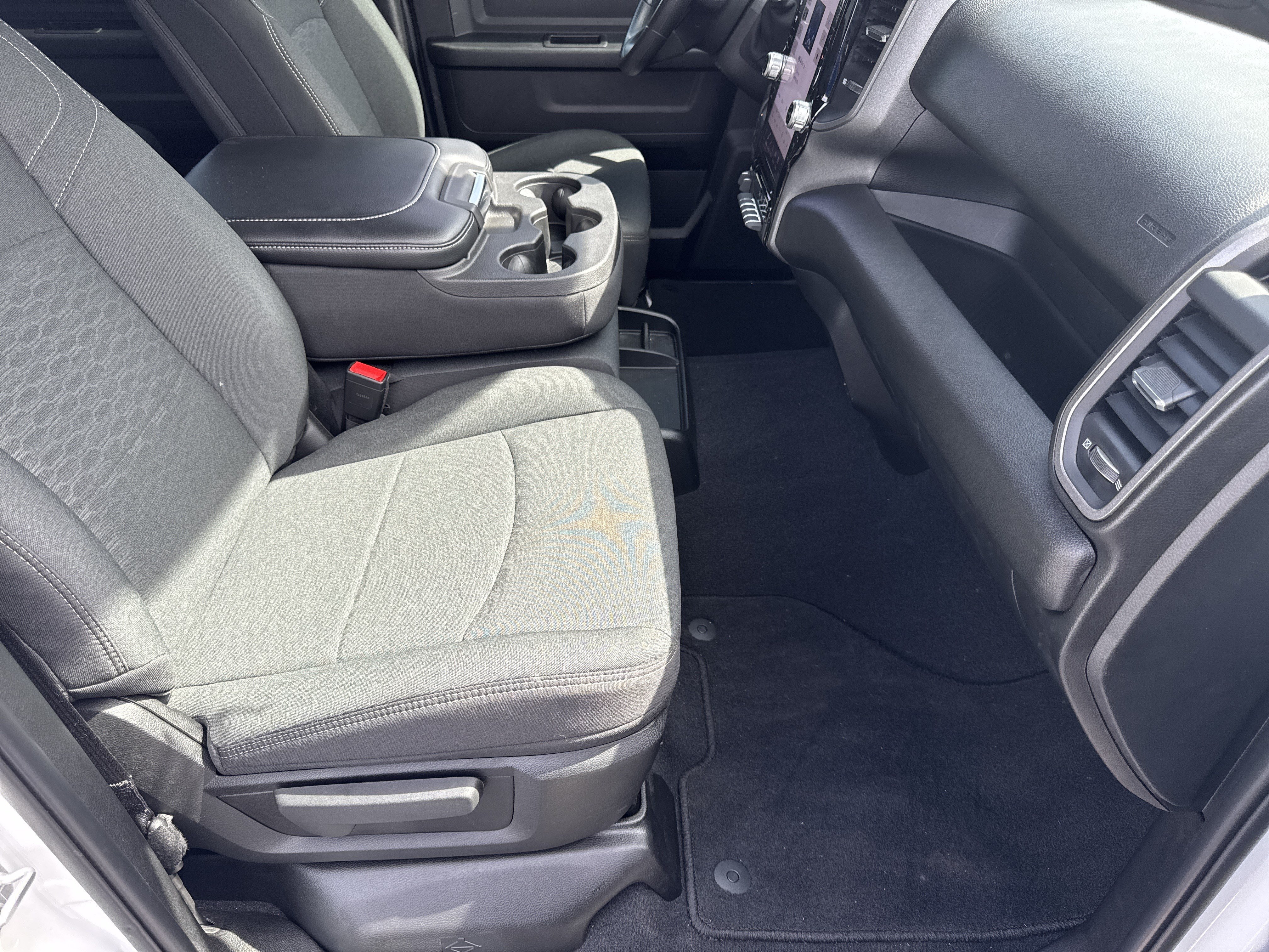 Used 2025 RAM 2500 Tradesman AWD/4WD image 15