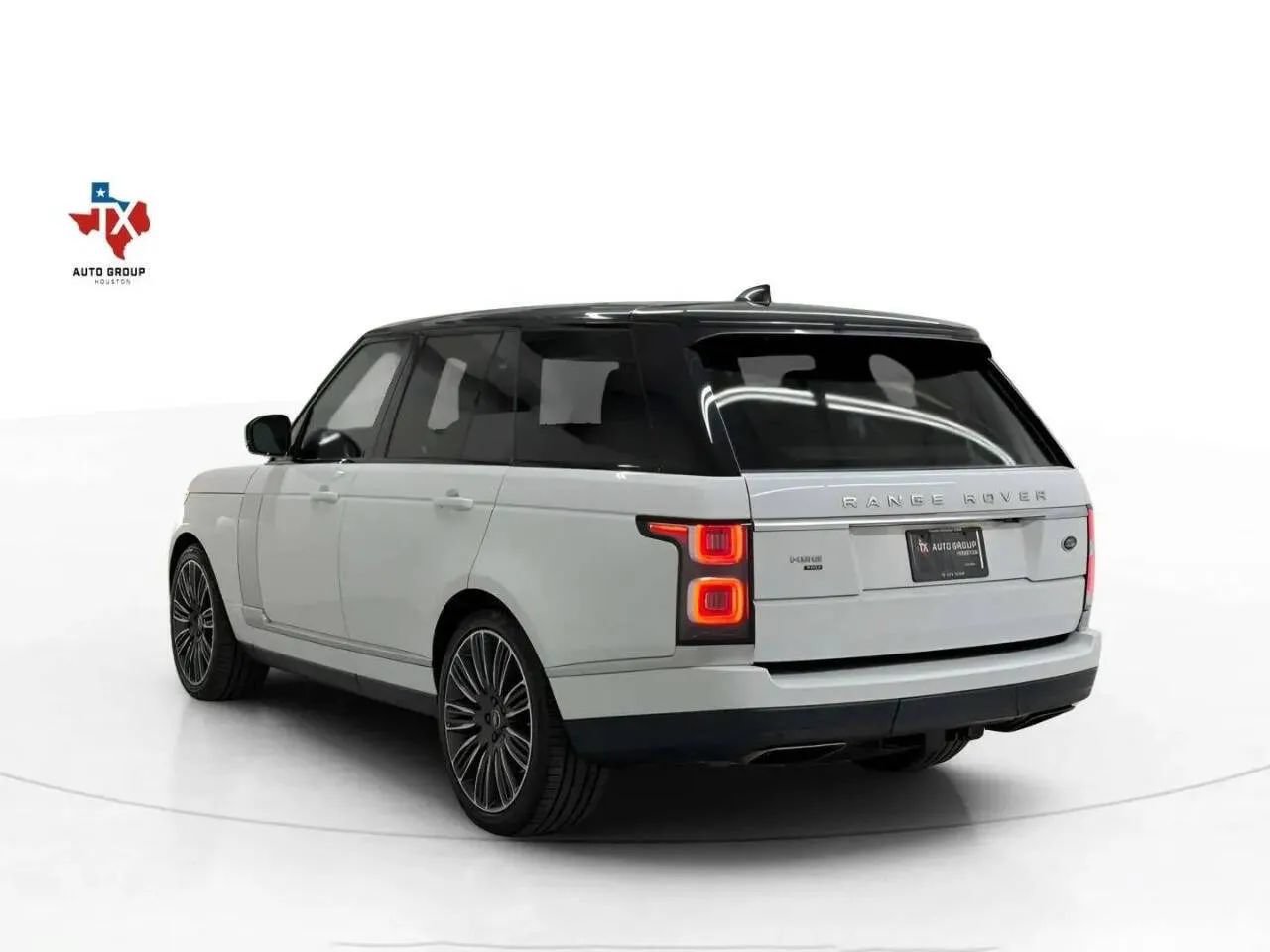 Used 2020 Land Rover Range Rover HSE AWD/4WD image 4