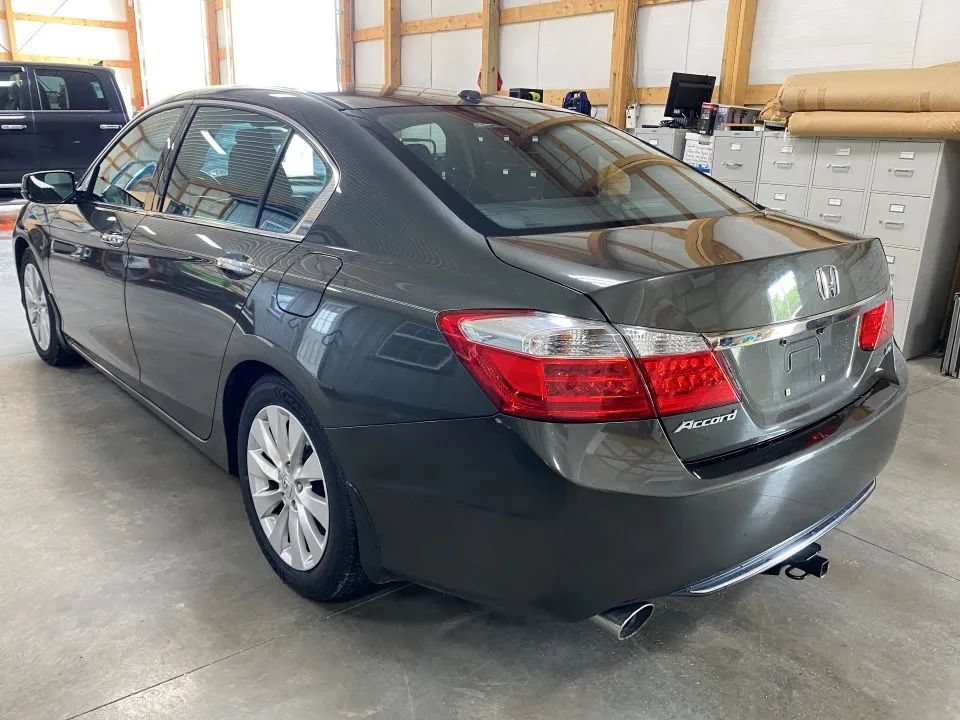 Used 2013 Honda Accord EX-L image 9