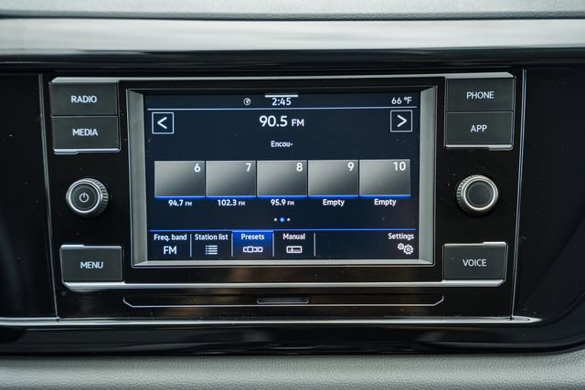 Used 2024 Volkswagen Taos S FWD image 18