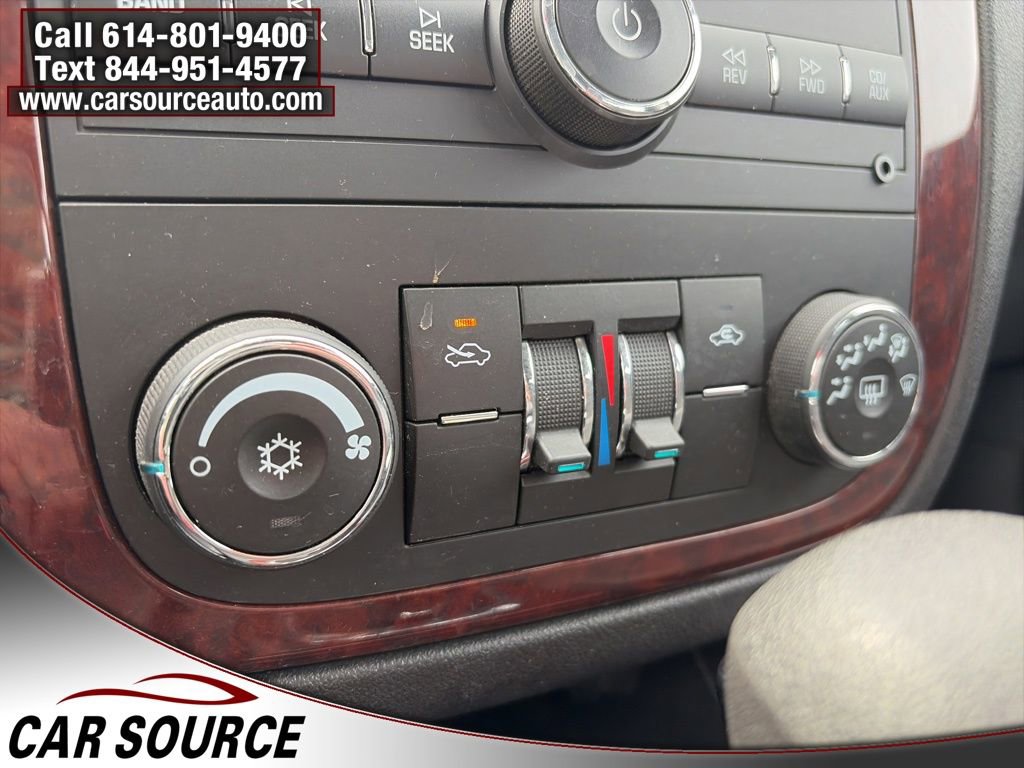 Used 2009 Chevrolet Impala LT FWD image 19