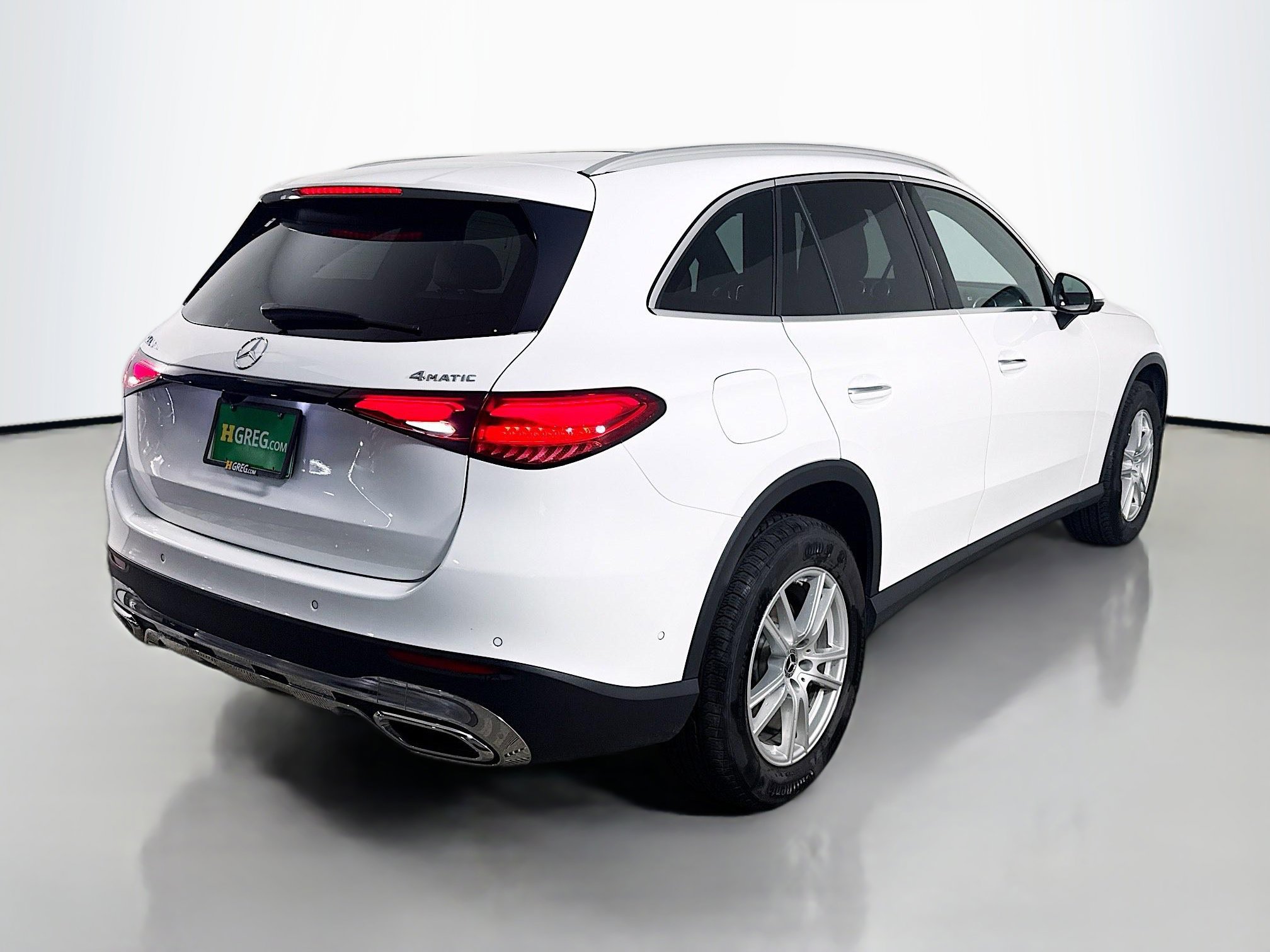 Used 2023 Mercedes-Benz GLC 300 4MATIC w/ Exclusive Trim Package image 10