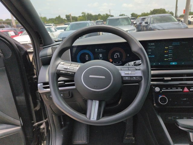 Used 2025 Hyundai Santa Cruz SEL AWD/4WD image 22