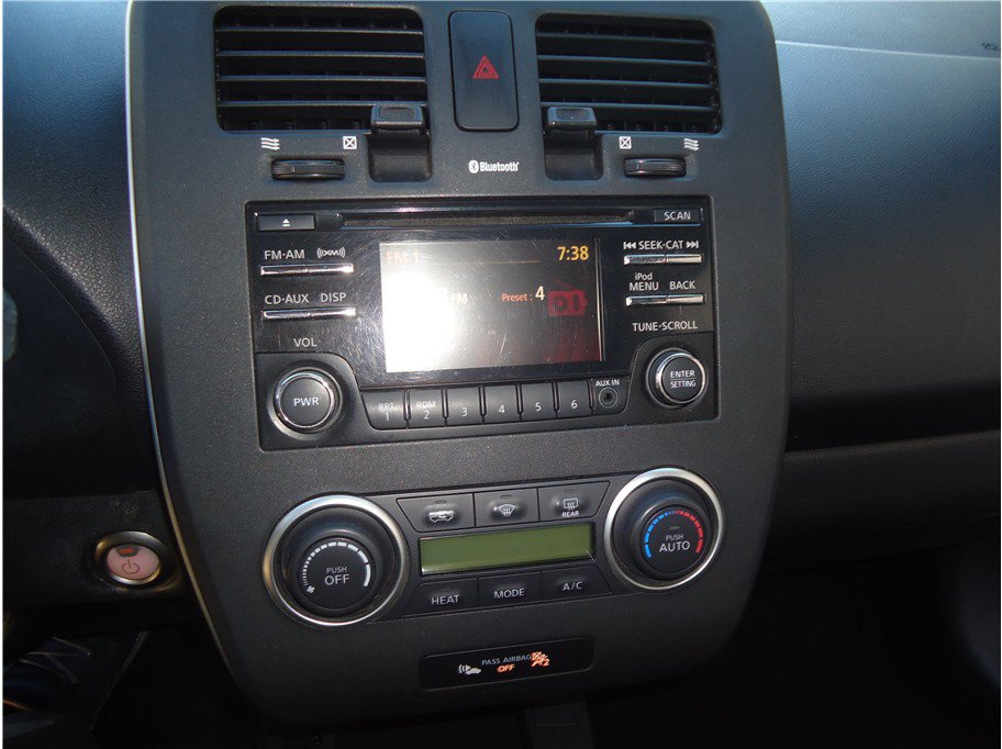 Used 2013 Nissan Leaf S w/ Charger Pkg FWD image 22