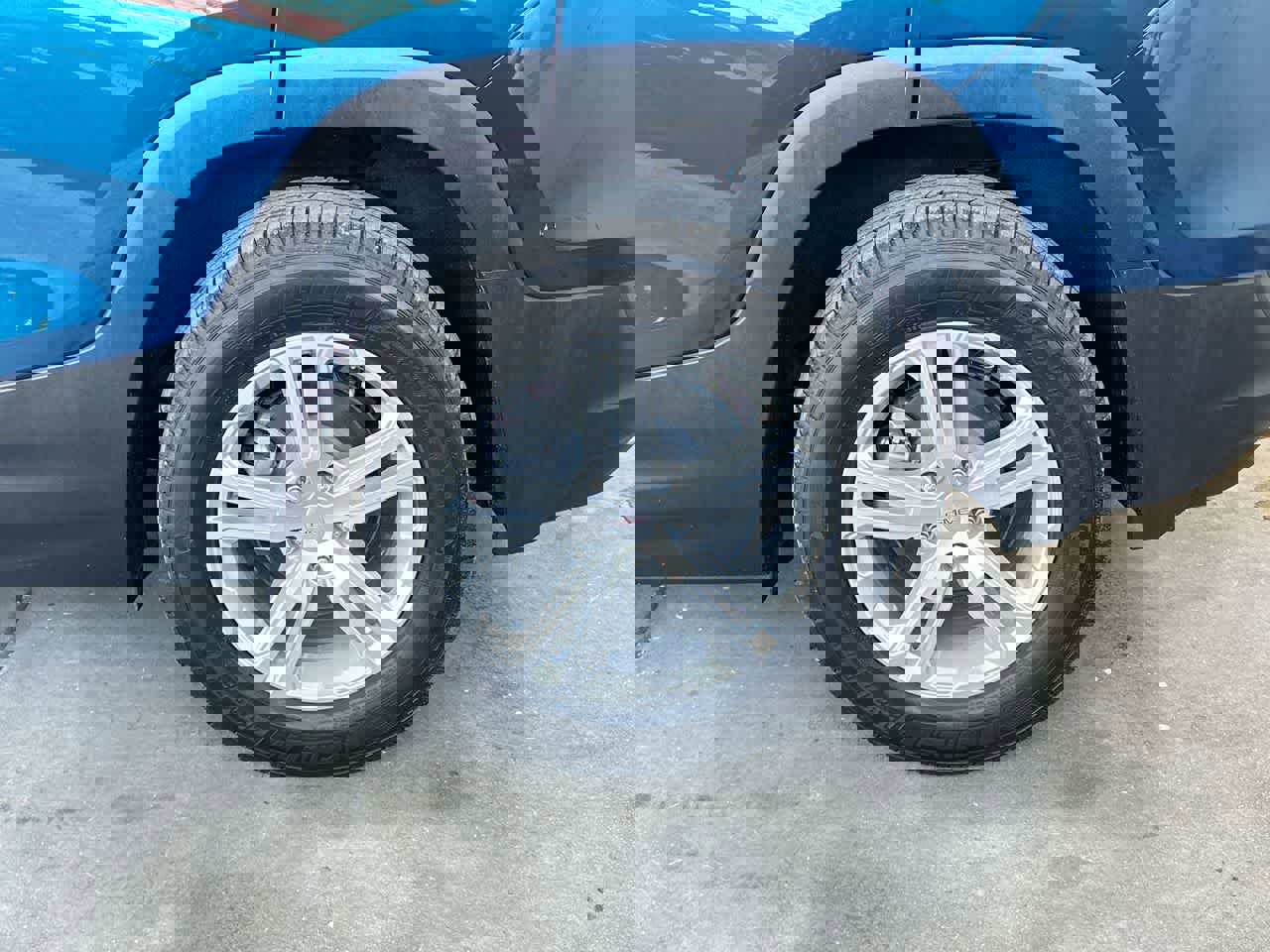 Used 2020 GMC Terrain SLE w/ Driver Convenience Package FWD image 11