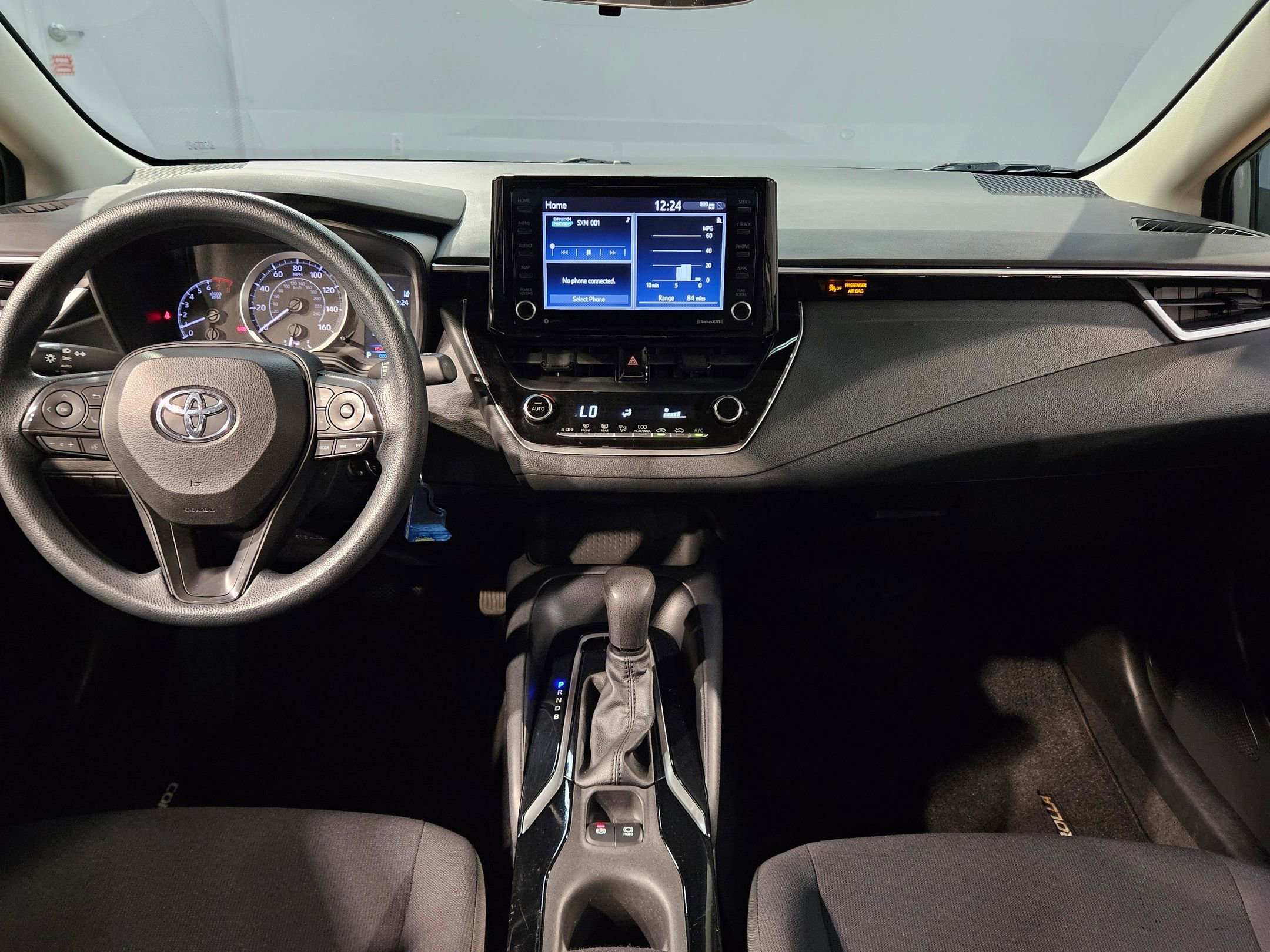 Used 2022 Toyota Corolla LE image 10