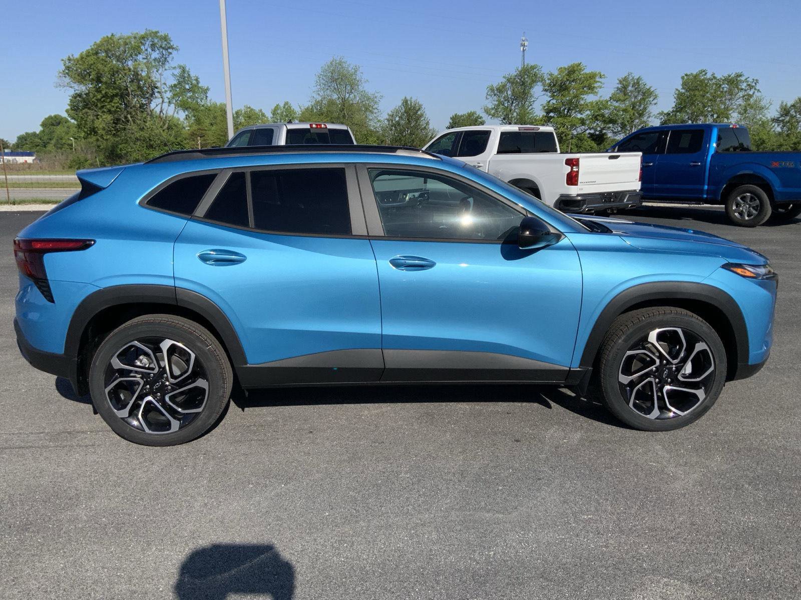 New 2026 Chevrolet Trax RS FWD image 11