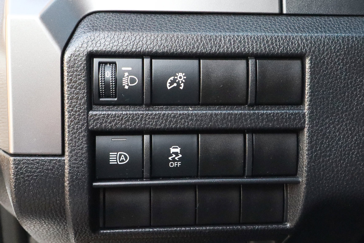 Used 2025 Toyota Tacoma TRD Off-Road image 17