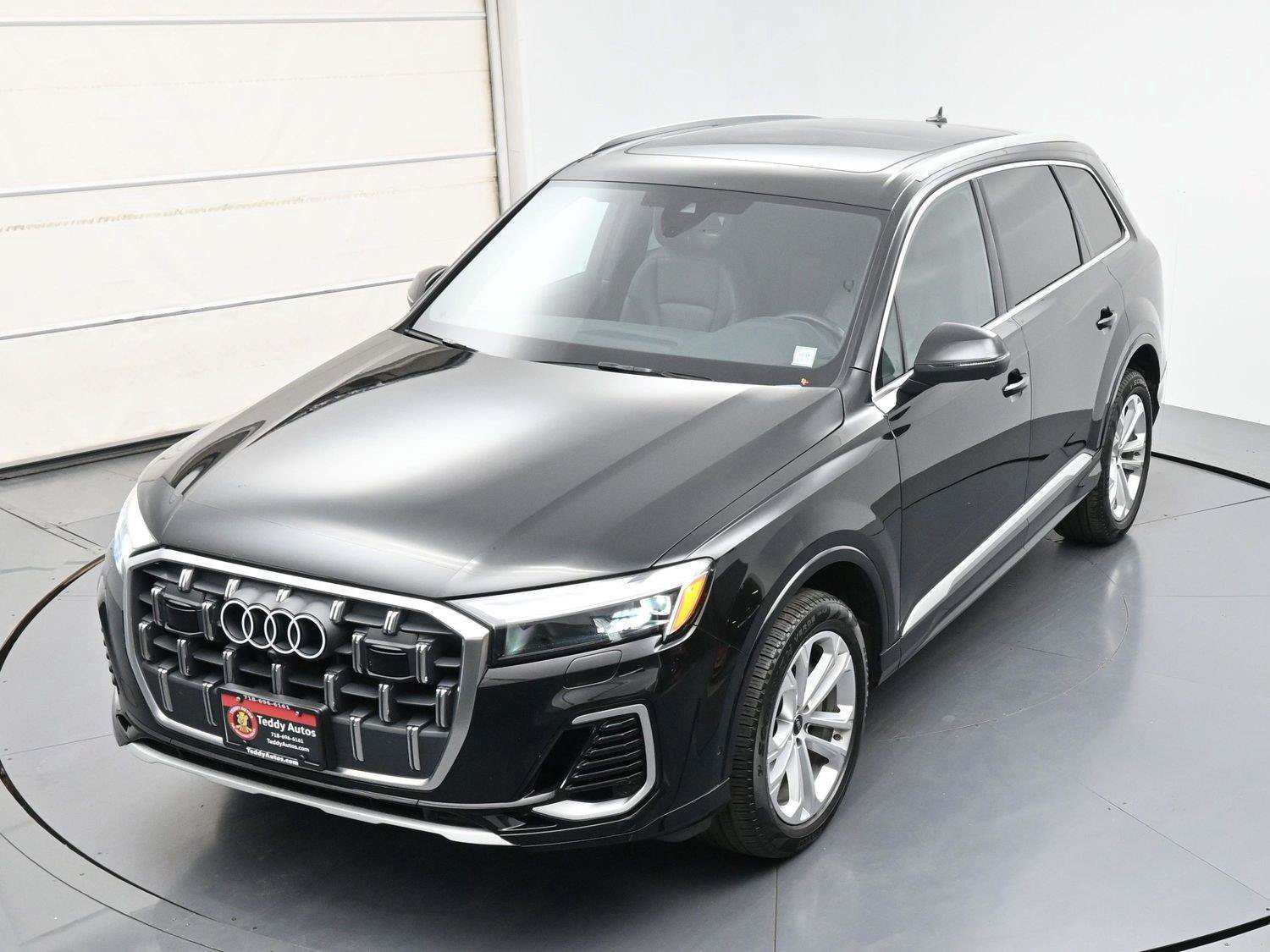 Used 2025 Audi Q7 3.0T Premium Plus AWD/4WD image 38