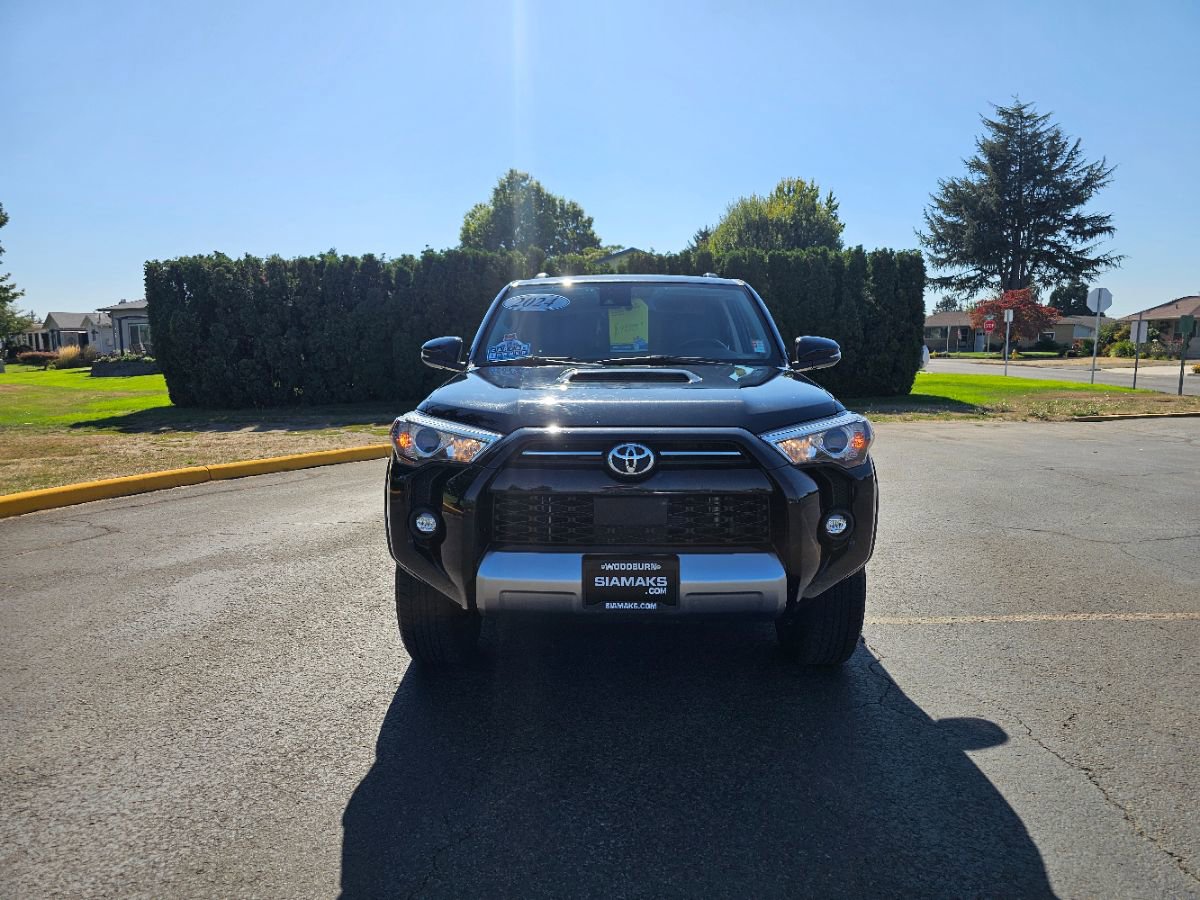 Used 2024 Toyota 4Runner TRD Off-Road Premium image 4