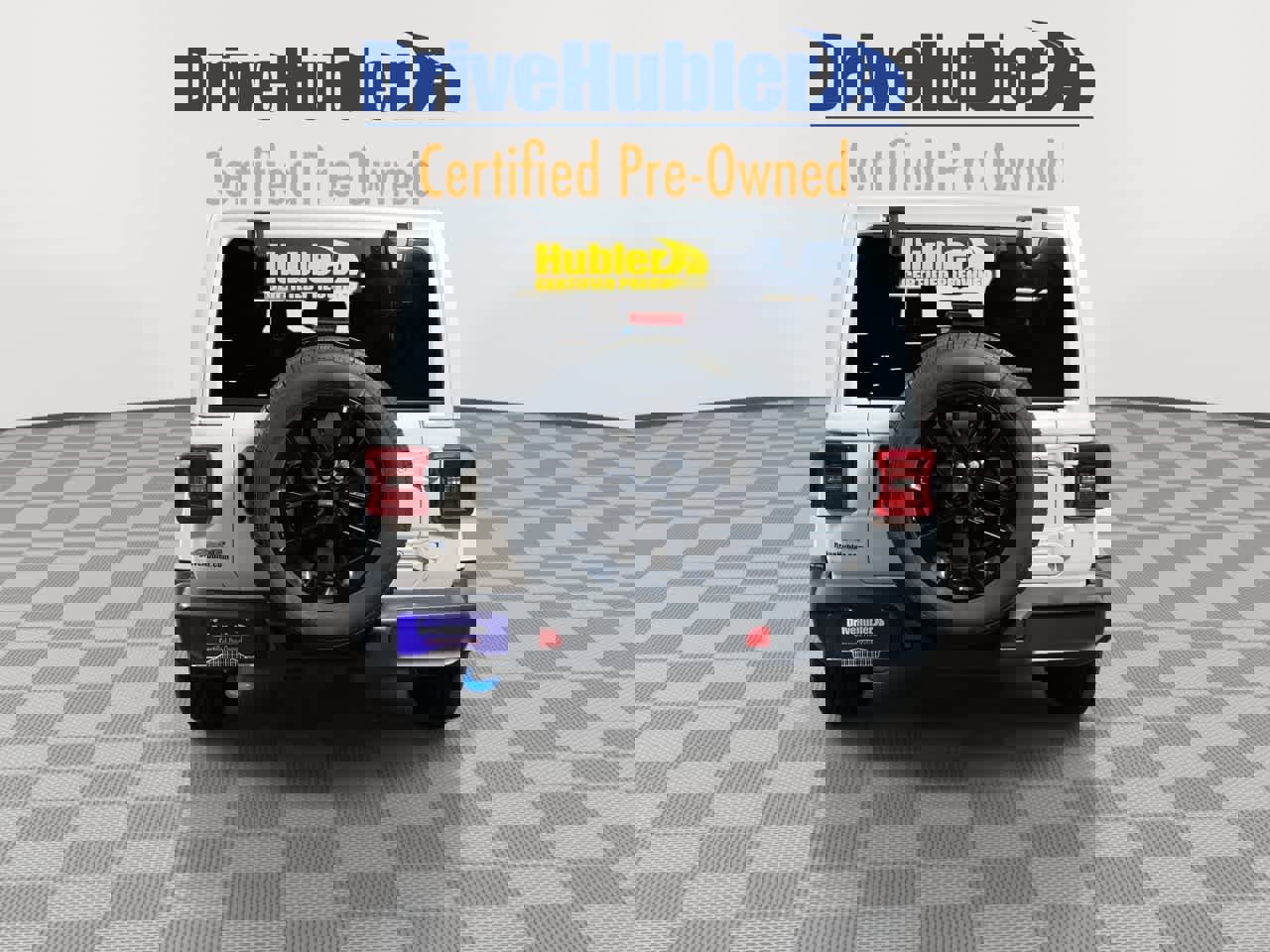 Used 2024 Jeep Wrangler Sahara image 3