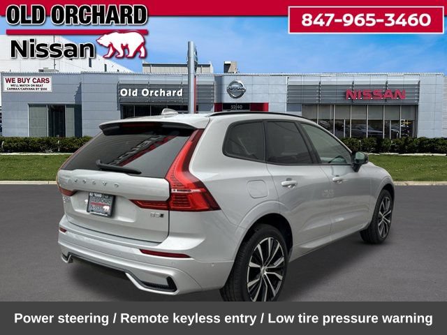 Used 2025 Volvo XC60 B5 Plus AWD/4WD image 6
