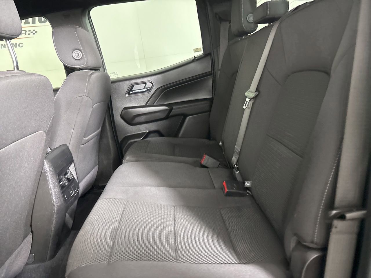 Used 2025 GMC Canyon Elevation image 20