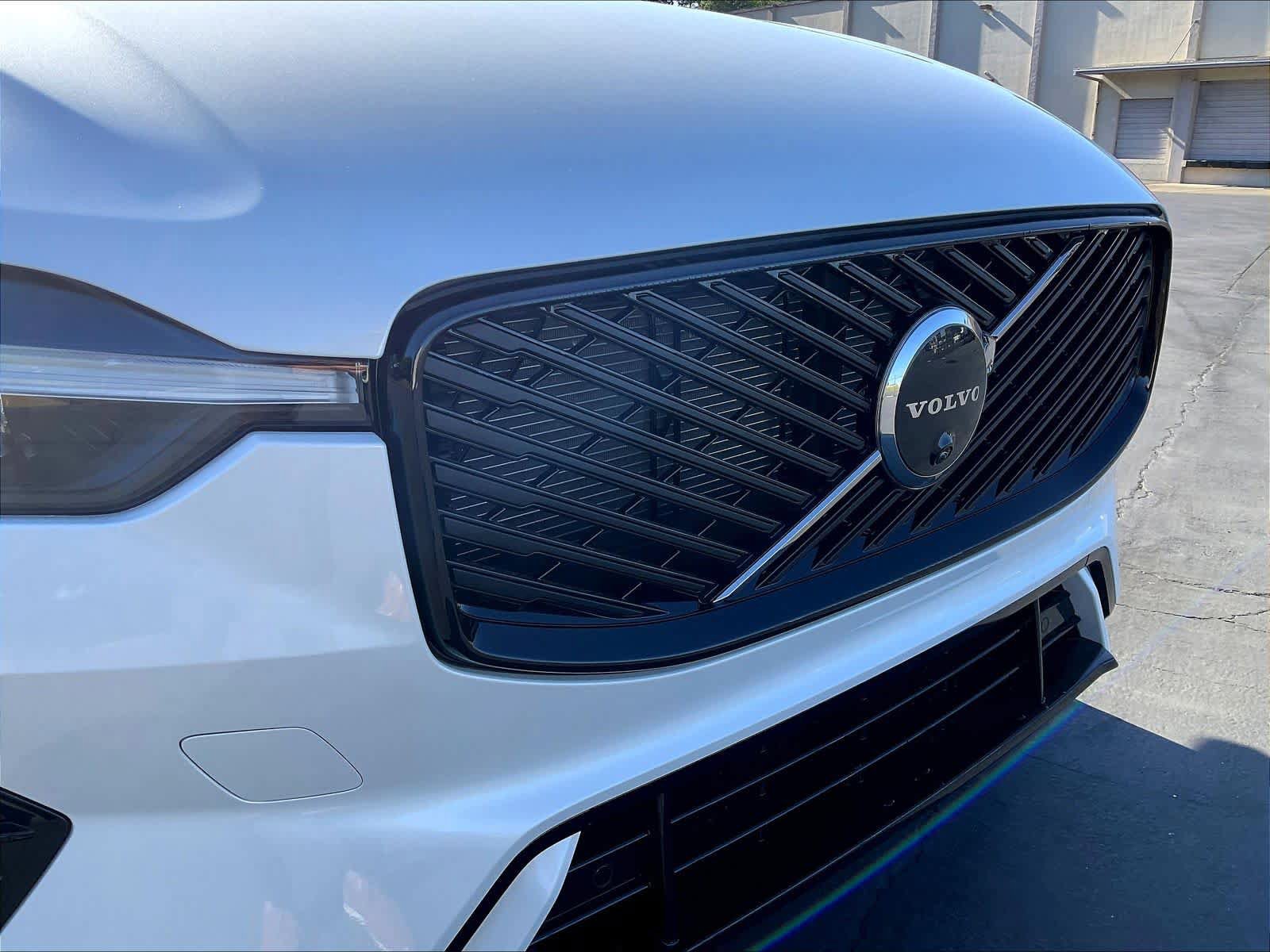 New 2026 Volvo XC60 B5 Plus w/ Climate Package AWD/4WD image 33