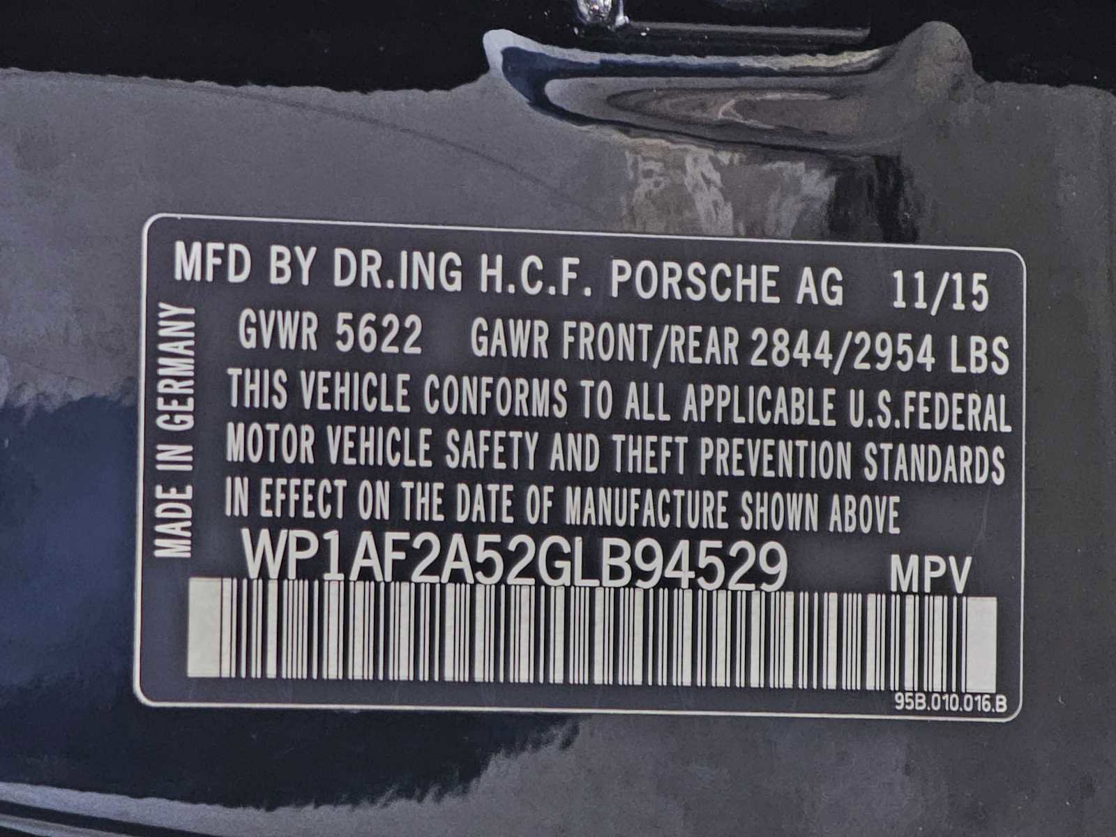 Used 2016 Porsche Macan Turbo w/ Premium Package Plus image 29