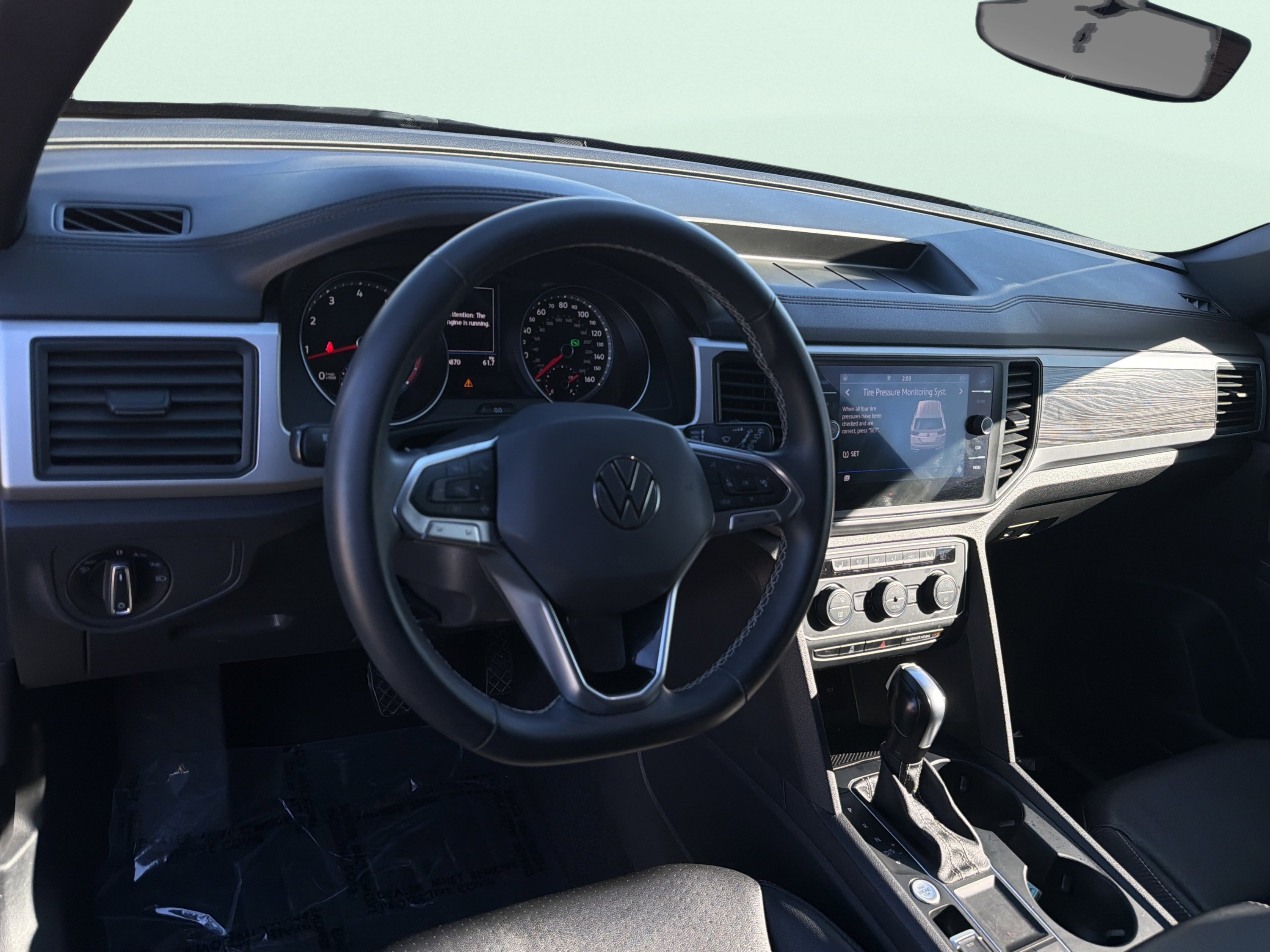 Used 2021 Volkswagen Atlas Cross Sport SE FWD image 20