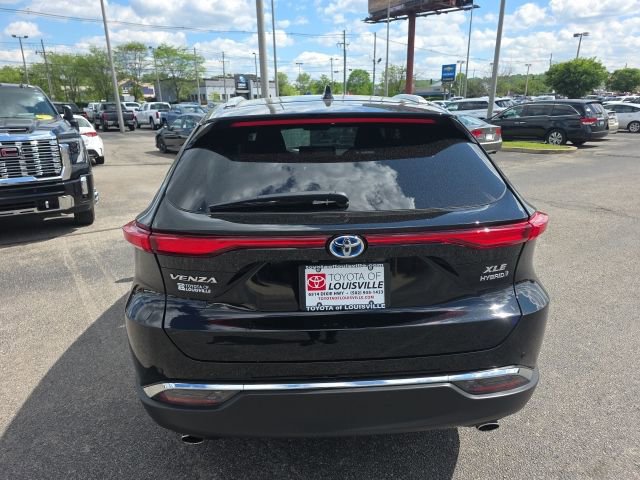 Certified 2021 Toyota Venza XLE w/ Softex Package image 5