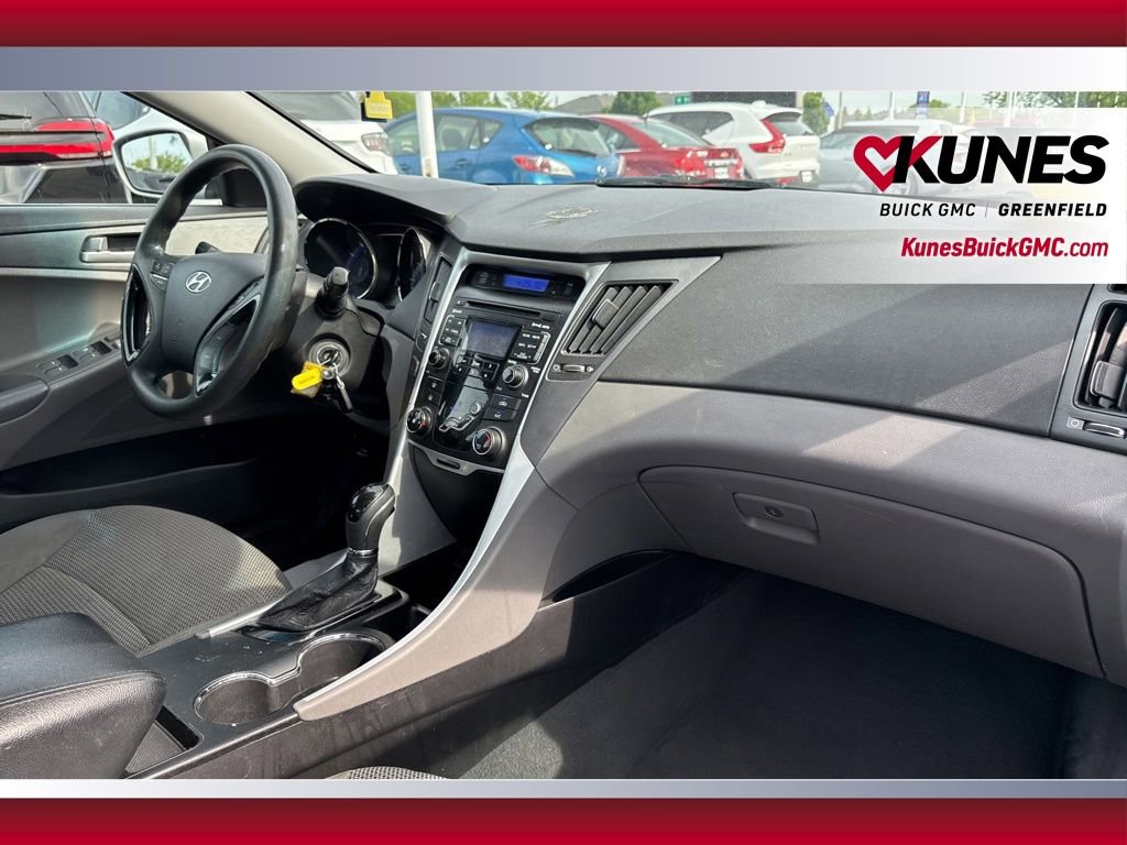 Used 2011 Hyundai Sonata GLS FWD image 30