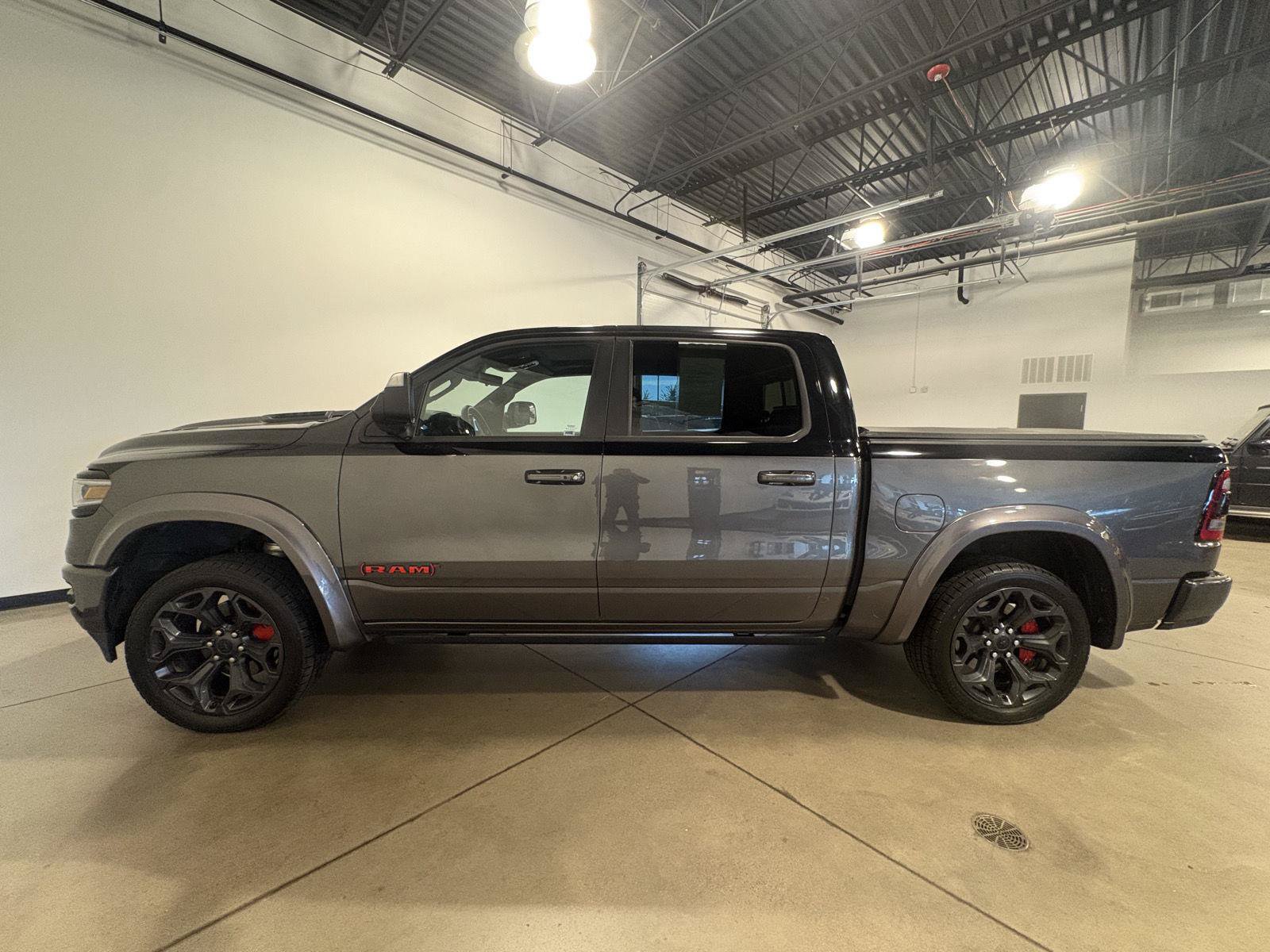 Used 2023 RAM 1500 Limited w/ (RED) Edition AWD/4WD image 6
