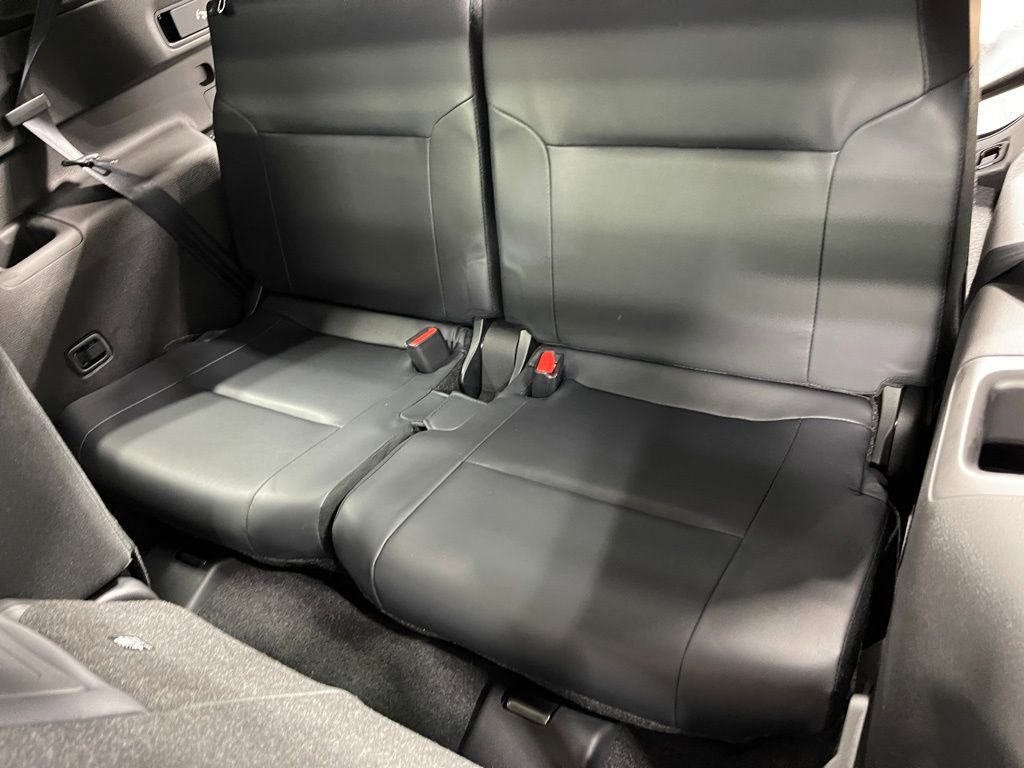 New 2025 Mitsubishi Outlander SE image 27