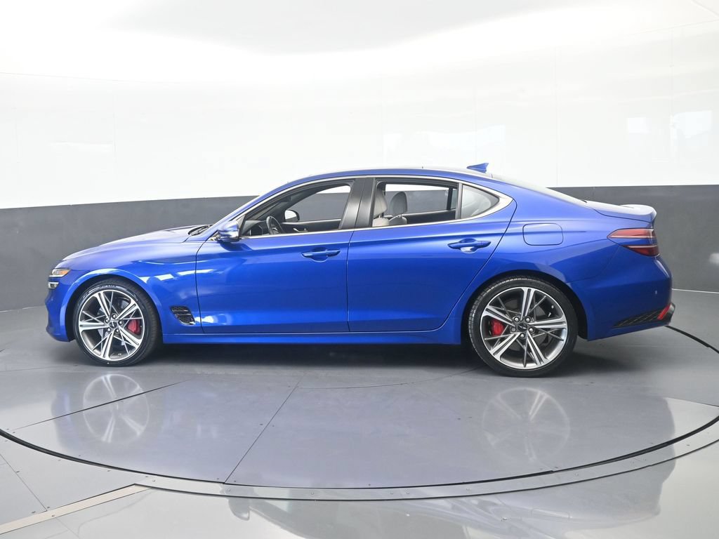 Used 2024 Genesis G70 3.3T Advanced RWD image 3