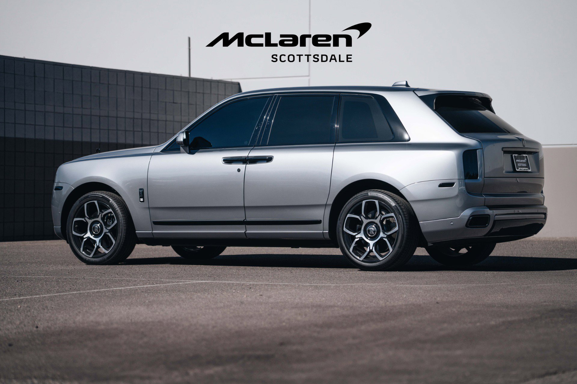 Used 2023 Rolls-Royce Cullinan Black Badge w/ Driver's Package image 6