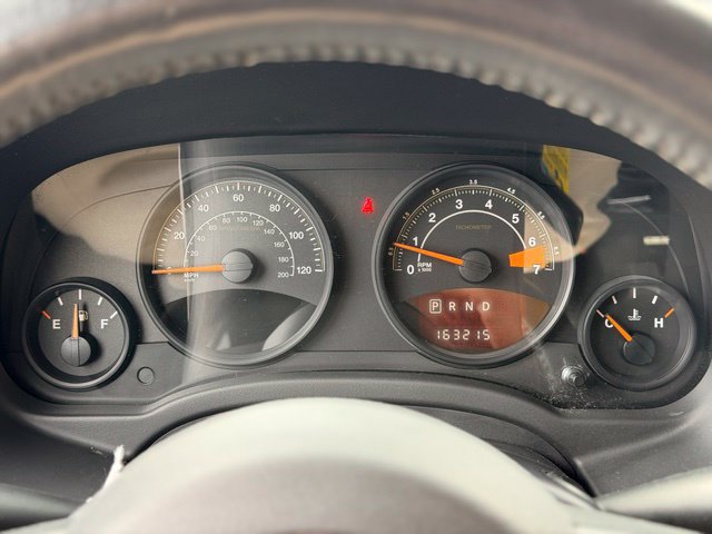 Used 2015 Jeep Patriot High Altitude AWD/4WD image 8