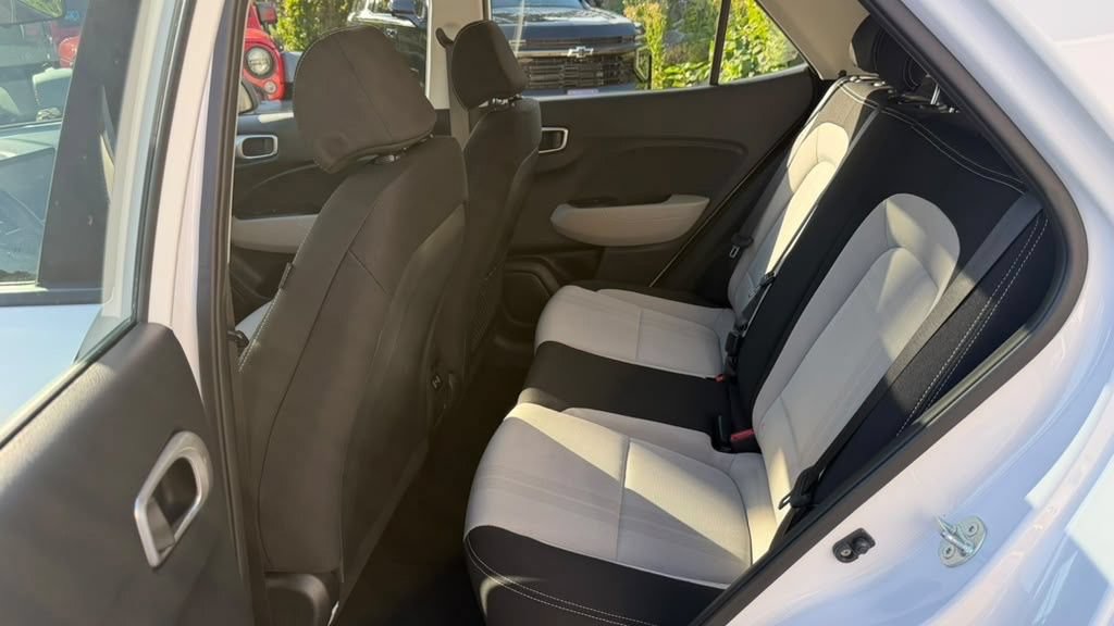 Certified 2026 Hyundai Venue SEL FWD image 20