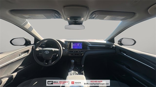 Used 2025 Toyota Camry LE image 10