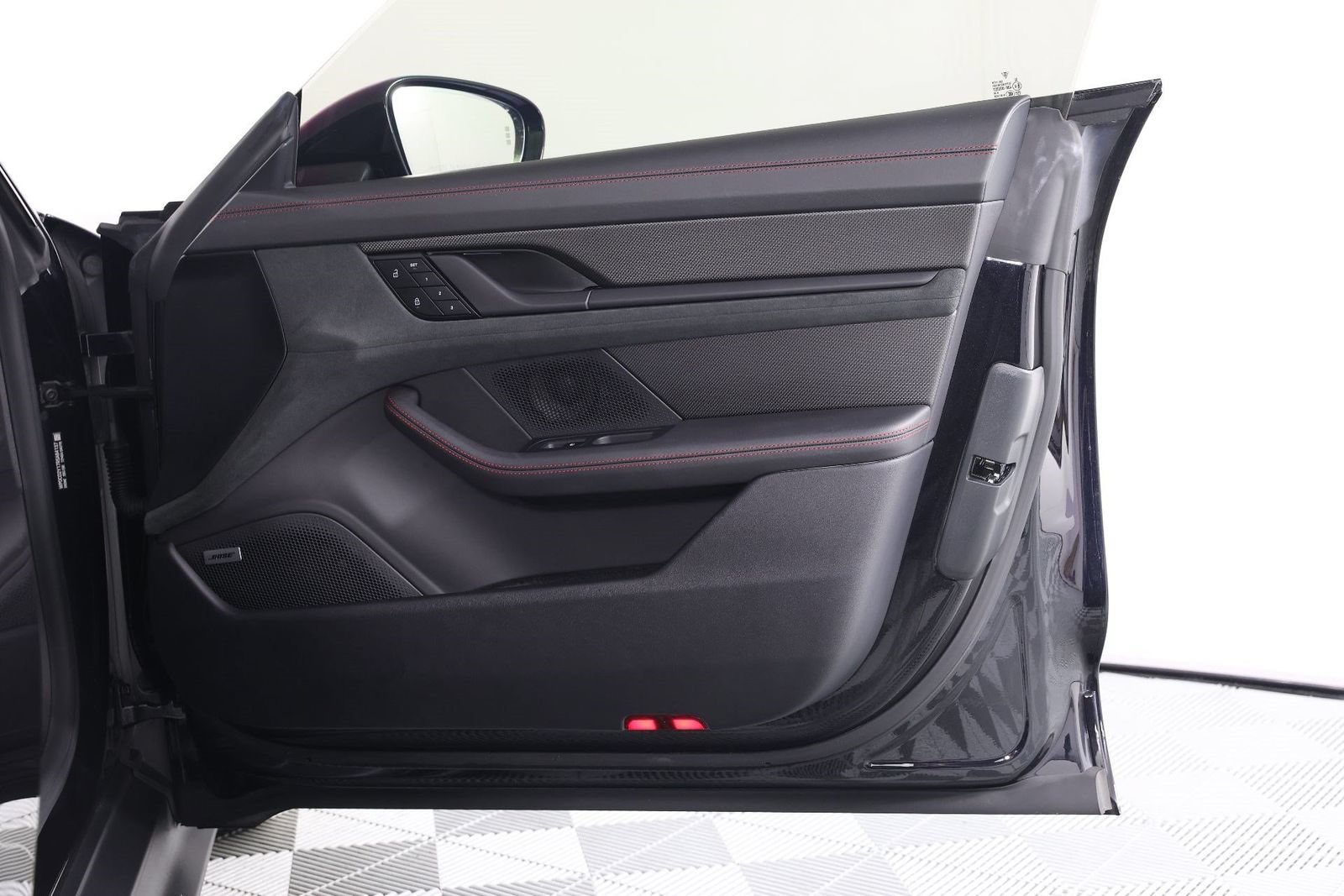 Certified 2024 Porsche Taycan GTS AWD/4WD image 23