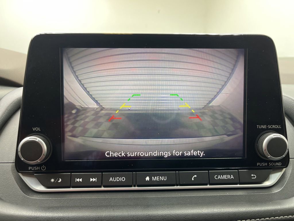 Used 2023 Nissan Rogue SV FWD image 13