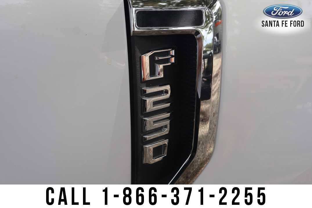 Used 2017 Ford F250 XL w/ STX Appearance Package AWD/4WD image 7